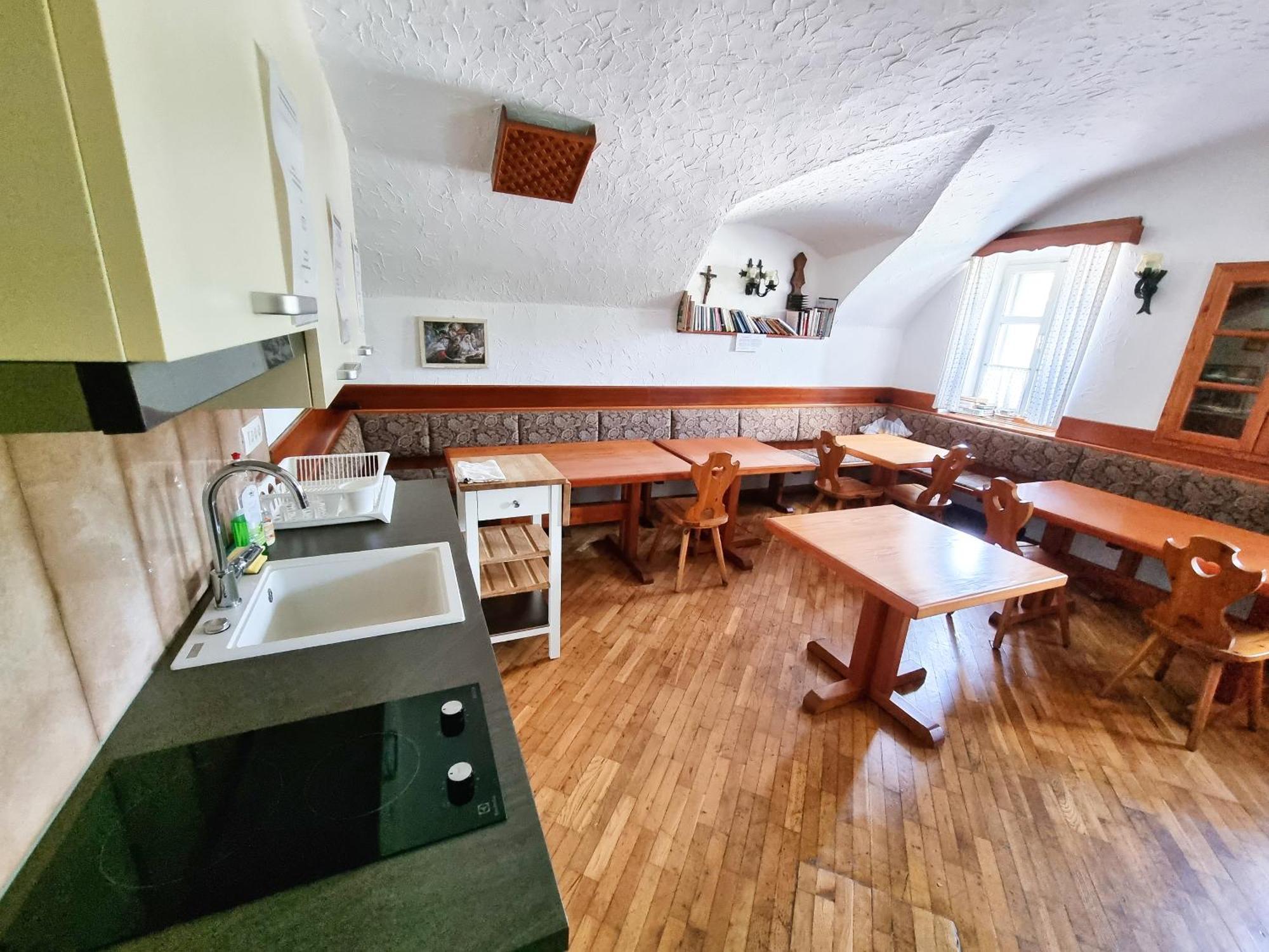 B&B Pod Skalo Kamnik Extérieur photo
