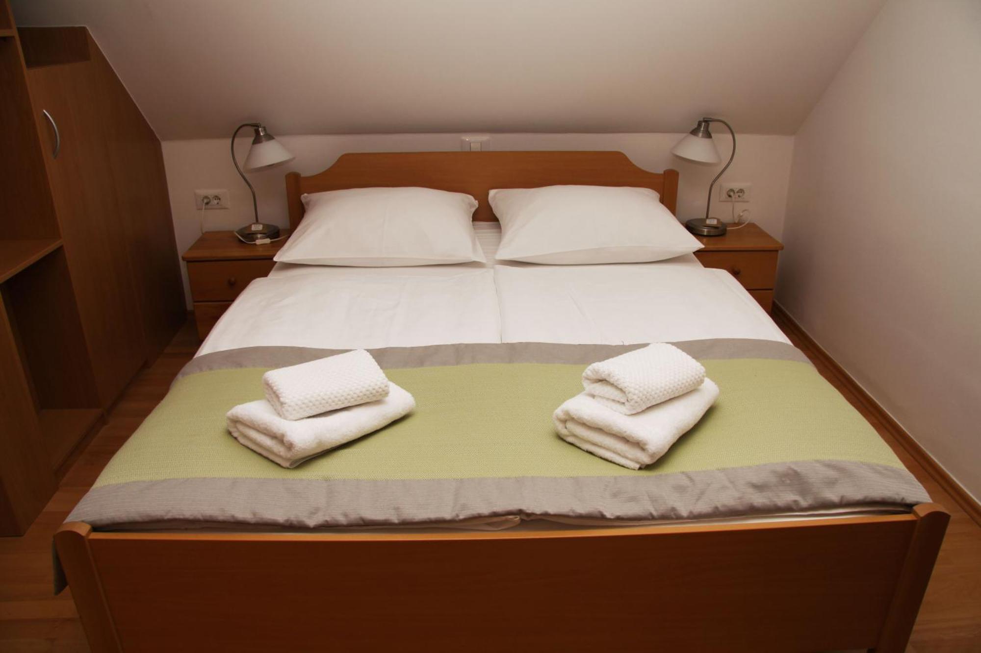 B&B Pod Skalo Kamnik Extérieur photo